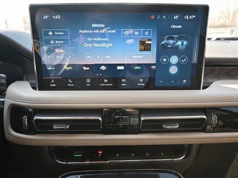 Used 2023 Lincoln Nautilus Reserve w/ Equipment Group 201A image 32