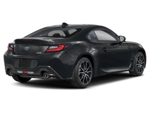 Used 2024 Toyota GR86 image 2