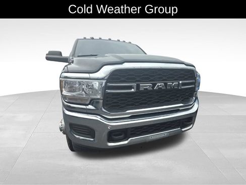Used 2022 RAM 3500 Tradesman AWD/4WD image 3