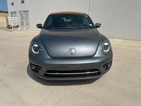 Used 2019 Volkswagen Beetle 2.0T Final Edition SEL FWD image 2