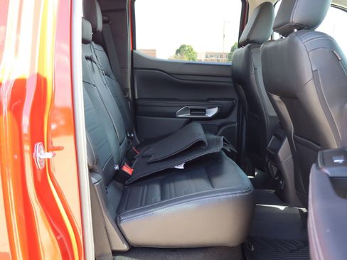 Used 2024 Ford Ranger Lariat w/ FX4 Off-Road Package image 11