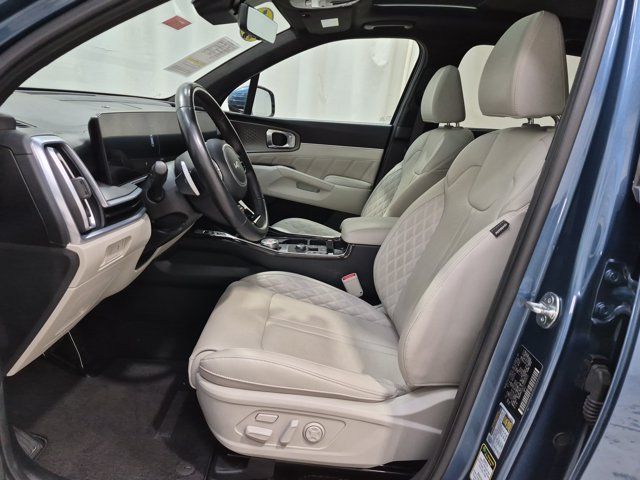 Certified 2025 Kia Sorento SX Prestige AWD/4WD image 12