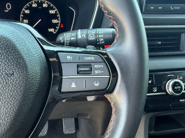 Used 2023 Honda Pilot Sport image 21