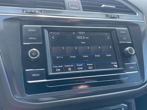 Used 2023 Volkswagen Tiguan S image 19