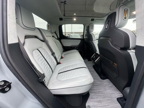 Used 2022 Rivian R1T Adventure image 29