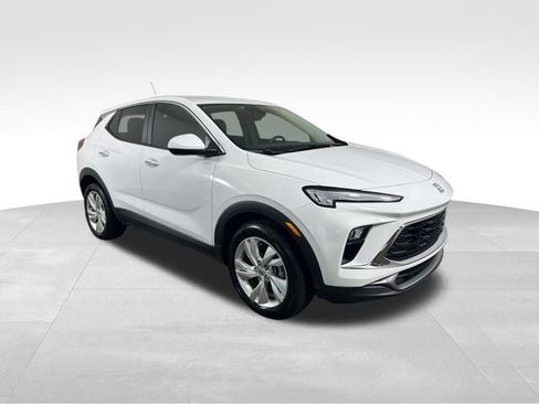 Used 2024 Buick Encore GX Preferred FWD image 7