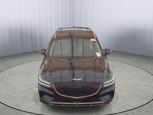 Used 2023 Genesis GV70 2.5T w/ Advanced Package AWD/4WD image 18