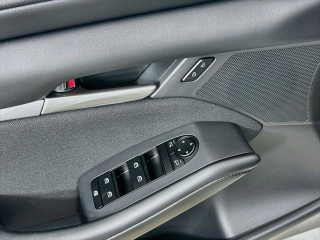 New 2026 MAZDA MAZDA3 s FWD image 15