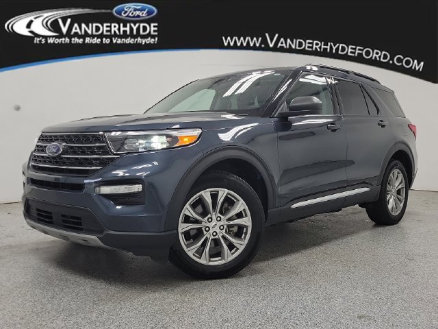 Certified 2024 Ford Explorer XLT w/ Equipment Group 202A AWD/4WD 360° Tour