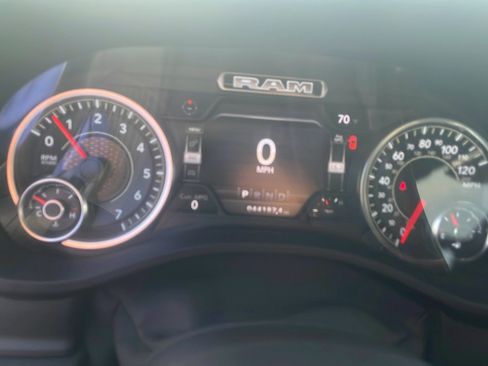 Used 2021 RAM 1500 Big Horn AWD/4WD image 14