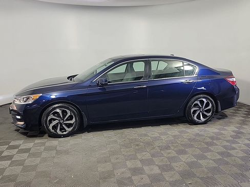 Used 2017 Honda Accord EX-L image 12