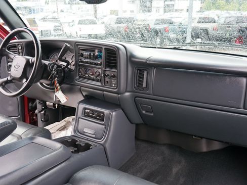 Used 2002 Chevrolet Silverado 1500 LT w/ Off-Road Pkg AWD/4WD image 16