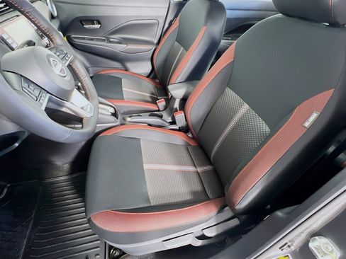 New 2025 Nissan Versa SR w/ Trunk Package image 3