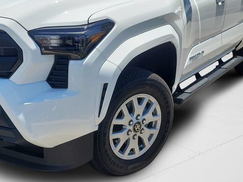 Certified 2025 Toyota Tacoma SR5 RWD image 31