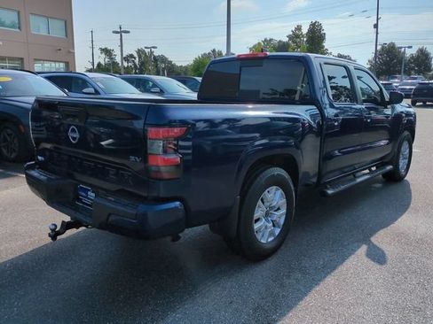Used 2023 Nissan Frontier SV RWD image 5