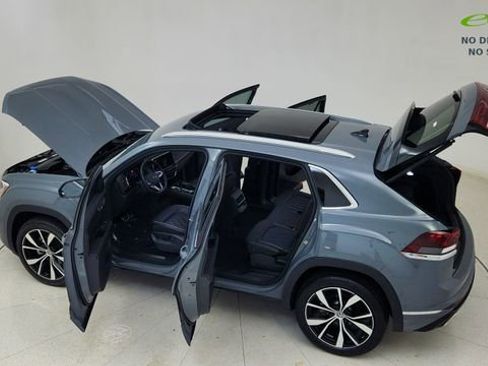 Used 2025 Volkswagen Atlas Cross Sport SEL Premium R-Line image 91