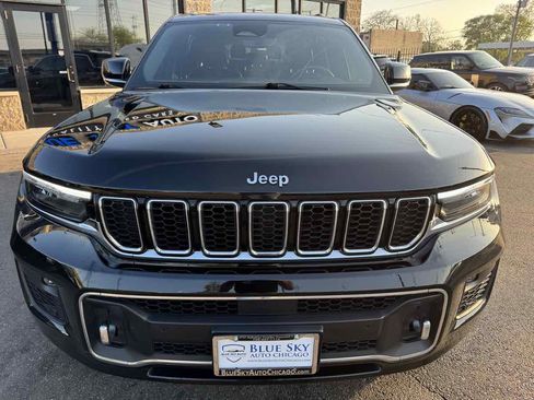 Used 2023 Jeep Grand Cherokee L Overland image 2