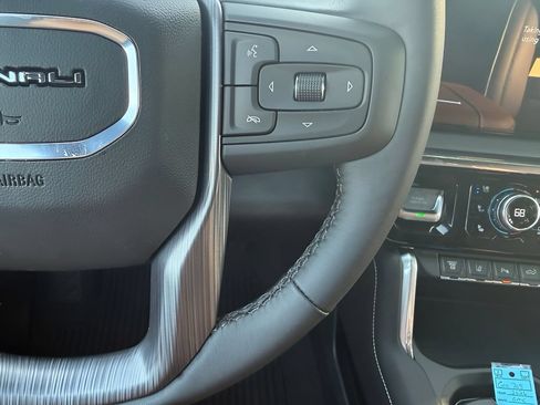 New 2026 GMC Sierra 2500 Denali Ultimate AWD/4WD image 16