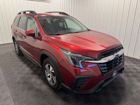 Used 2024 Subaru Ascent Premium w/ Convenience Package AWD/4WD image 2
