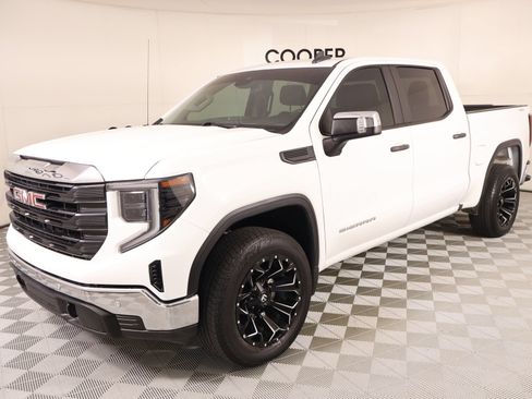 Used 2024 GMC Sierra 1500 Pro w/ Pro Value Package AWD/4WD image 9