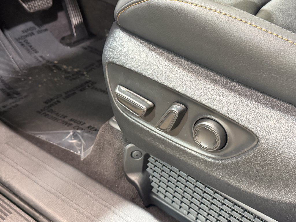 New 2026 Toyota Sienna XLE Woodland Edition AWD/4WD image 25