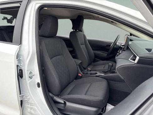 Certified 2024 Toyota Corolla LE image 37