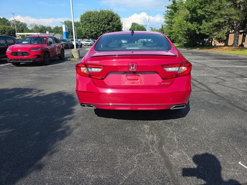 Used 2021 Honda Accord Sport image 6