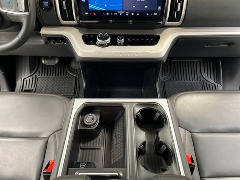 Used 2025 Ford Expedition Active AWD/4WD image 51