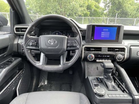 Used 2024 Toyota Tacoma SR AWD/4WD image 13