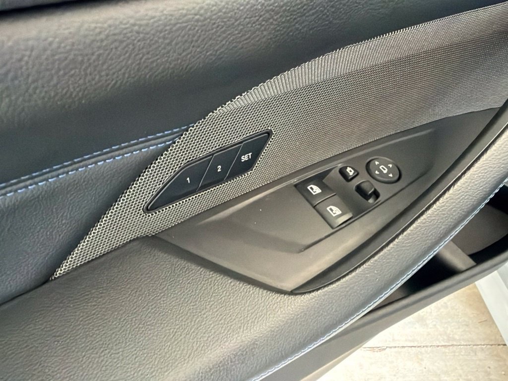 Used 2022 BMW 430i Coupe w/ M Sport Package RWD image 46