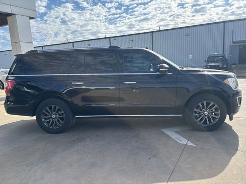 Used 2021 Ford Expedition Max Limited image 6