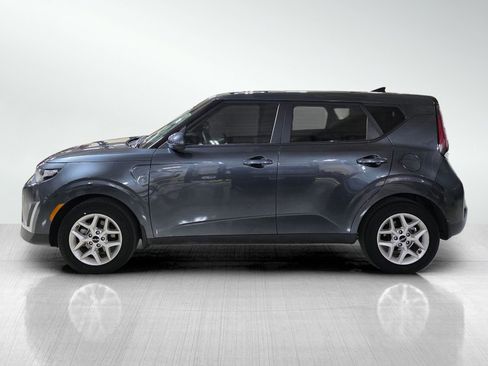 Used 2023 Kia Soul LX w/ LX Technology Package image 4