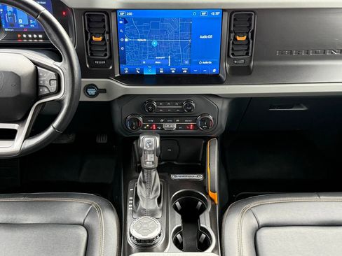 Certified 2022 Ford Bronco Badlands image 18