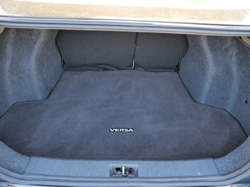 Used 2023 Nissan Versa SV image 18