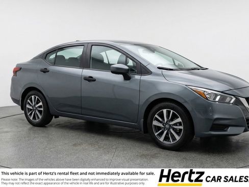 Used 2025 Nissan Versa SV image 1