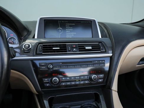 Used 2012 BMW M6 Convertible RWD image 12