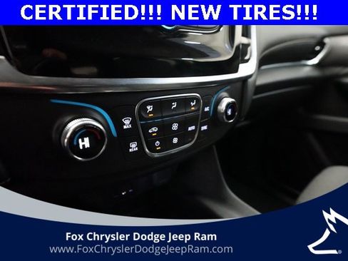 Used 2021 Chevrolet Traverse LS image 20