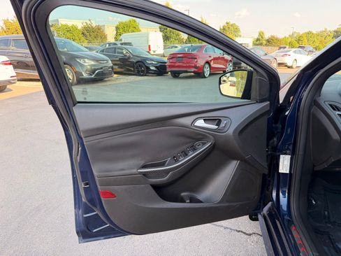 Used 2016 Ford Focus ST w/ Equipment Group 402A FWD image 23