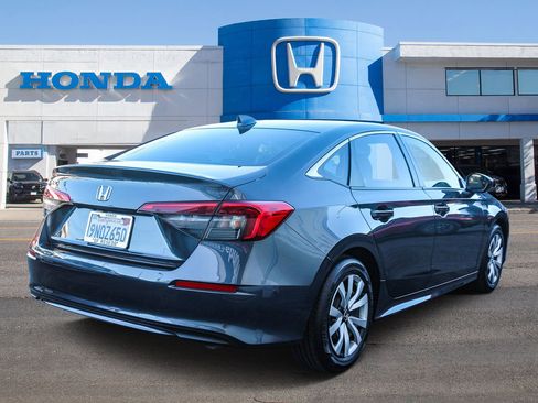 Used 2024 Honda Civic LX image 6