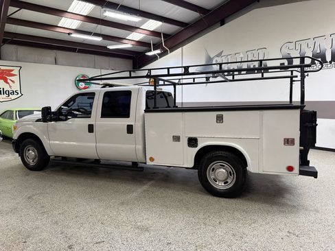 Used 2012 Ford F250 XL w/ PWR Equipment Group RWD image 4