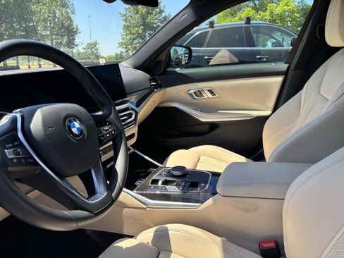 Certified 2023 BMW 330i Sedan w/ Driving Assistance Package RWD image 34