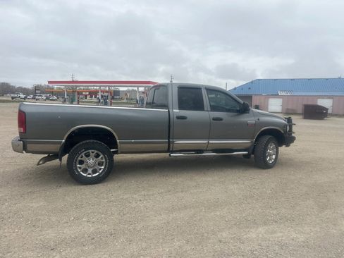 Used 2005 Dodge Ram 2500 Truck SLT AWD/4WD image 6