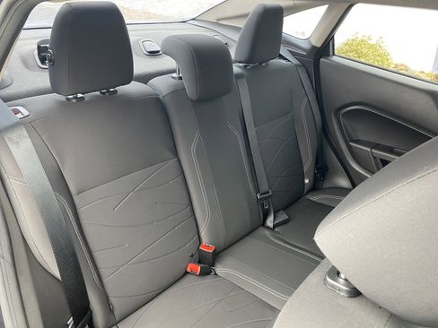 Used 2014 Ford Fiesta SE image 20