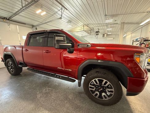 Used 2022 GMC Sierra 2500 AT4 w/ AT4 Premium Plus Package image 4