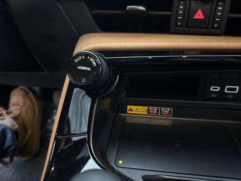 Used 2025 Lexus NX 350 350 Base image 25