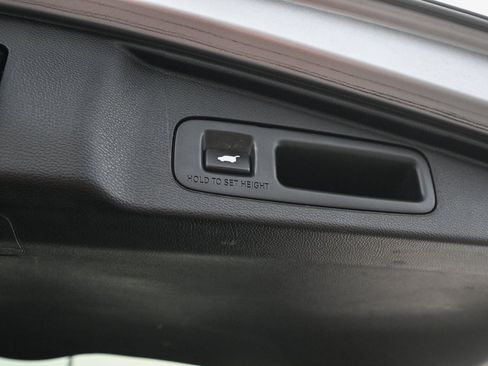 Used 2020 Honda CR-V EX-L image 17