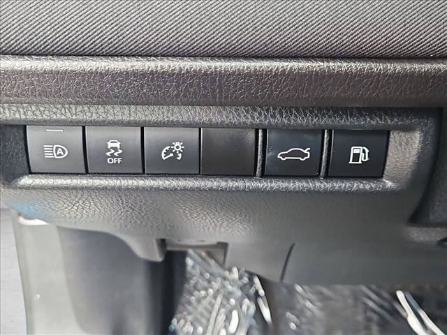 Used 2025 Toyota Camry LE FWD image 16