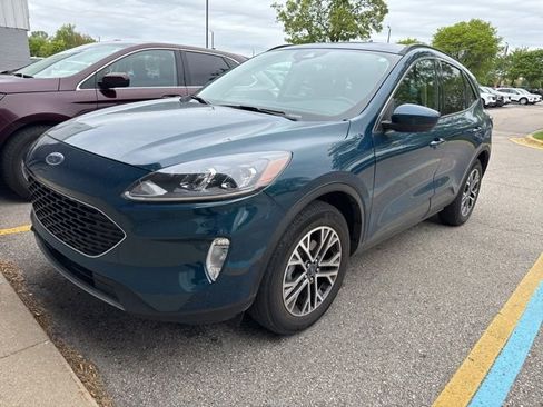 Certified 2020 Ford Escape SEL AWD/4WD image 2