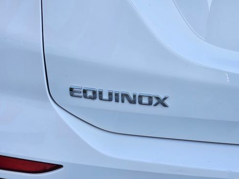 Used 2020 Chevrolet Equinox LS w/ LS Convenience Package FWD image 30