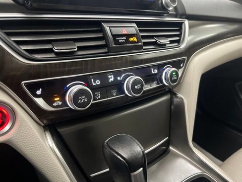Used 2020 Honda Accord EX-L image 32